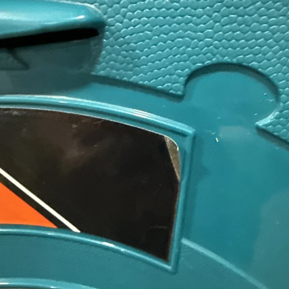 Vintage 1996 Suncast Miami Dolphins NFL Plastic Storage Locker 49